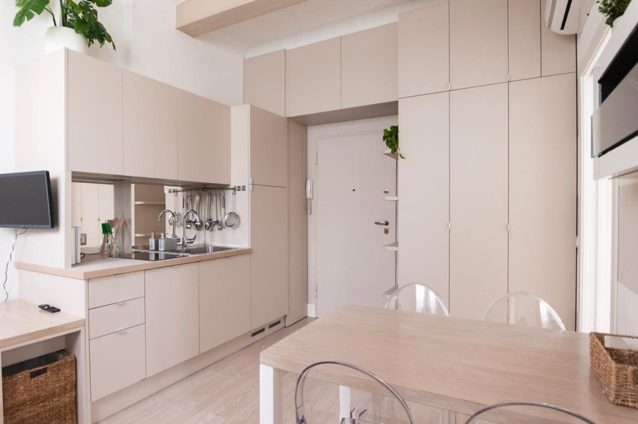 Casa Mimia Youhosty - Castelfidardo 8 Milan Bagian luar foto